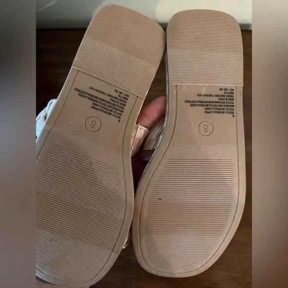 BNWT Universal Thread Braided Sandals - Picture 2 of 2